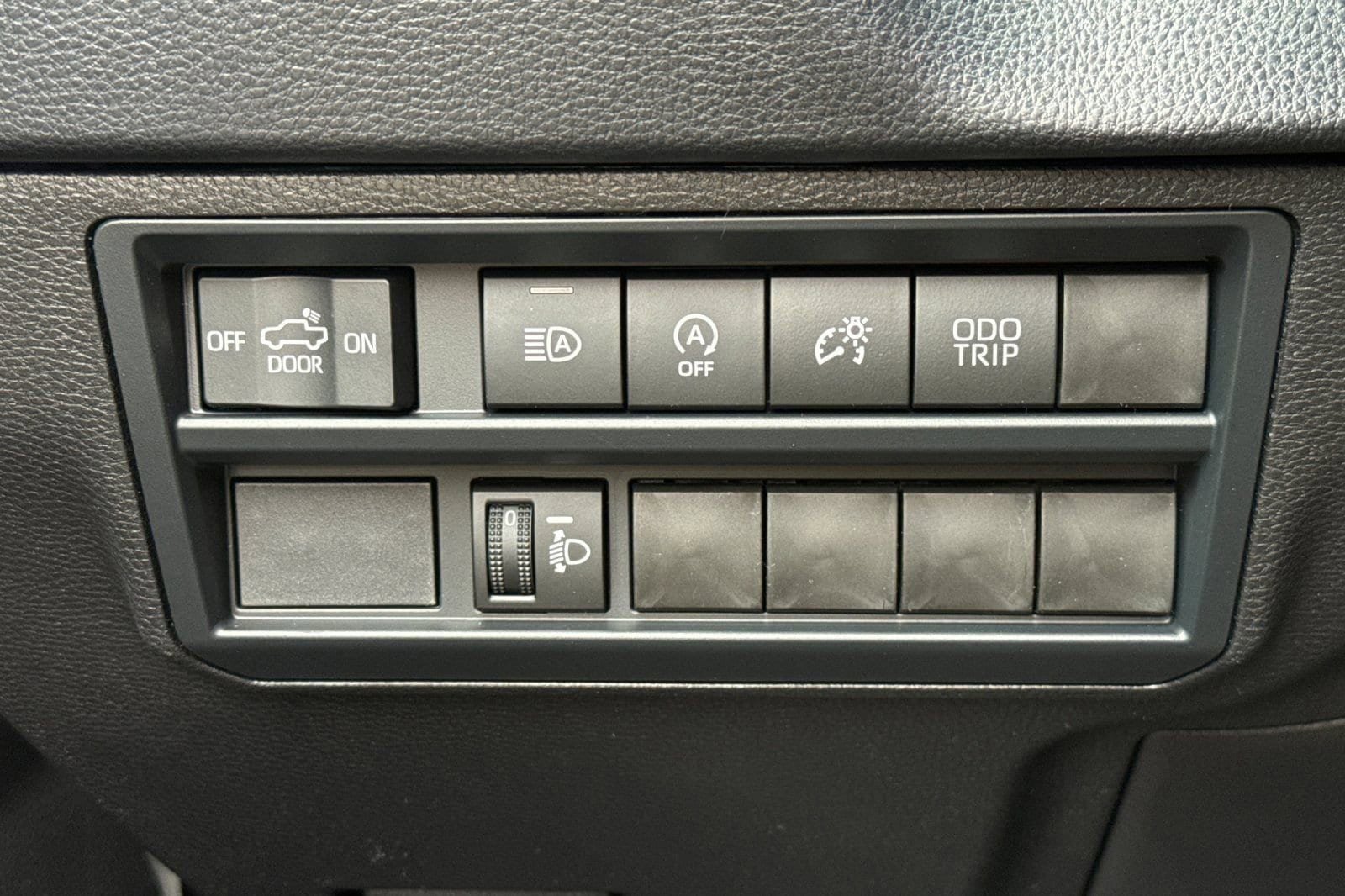 New 2026 Toyota Tundra SR5 AWD/4WD image 29