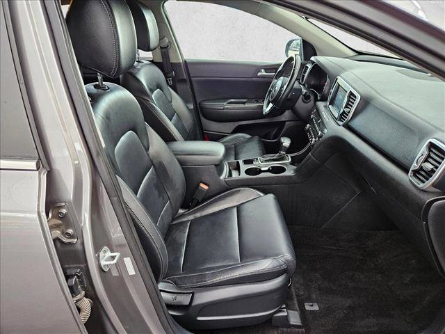 Used 2017 Kia Sportage EX image 18
