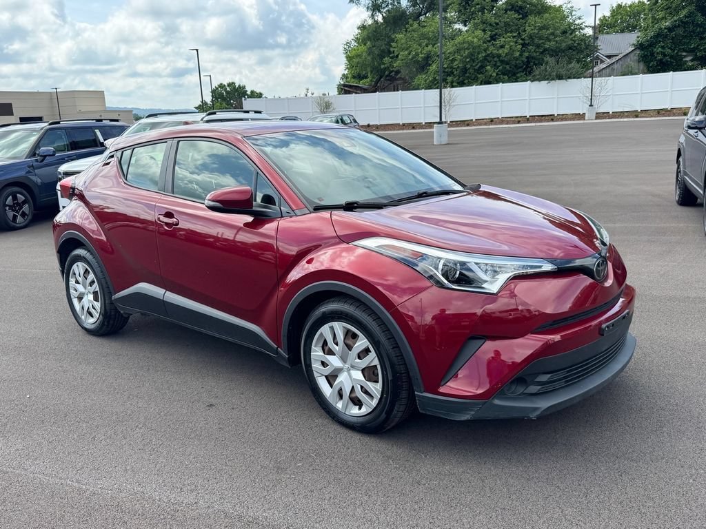 Used 2019 Toyota C-HR LE FWD image 2