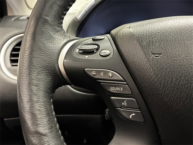 Used 2018 Nissan Pathfinder Platinum image 15