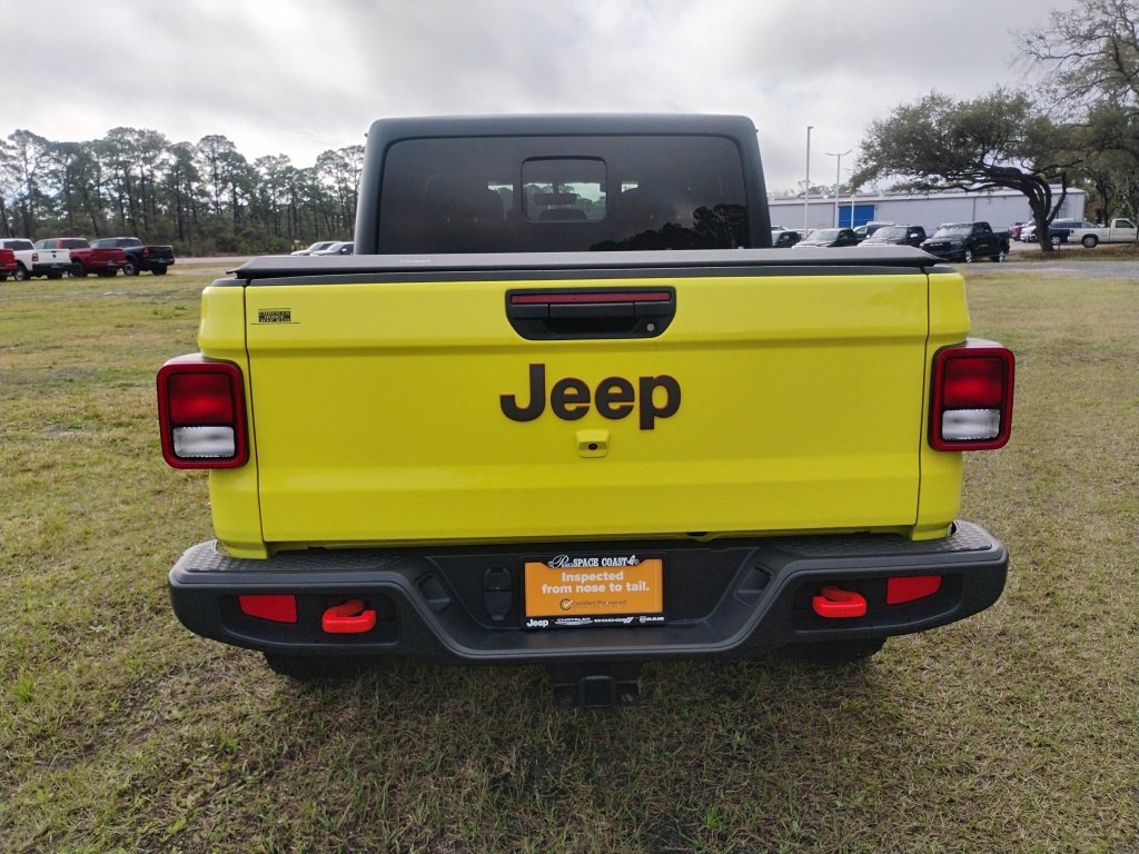 Certified 2023 Jeep Gladiator Mojave w/ Cold Weather Group image 6