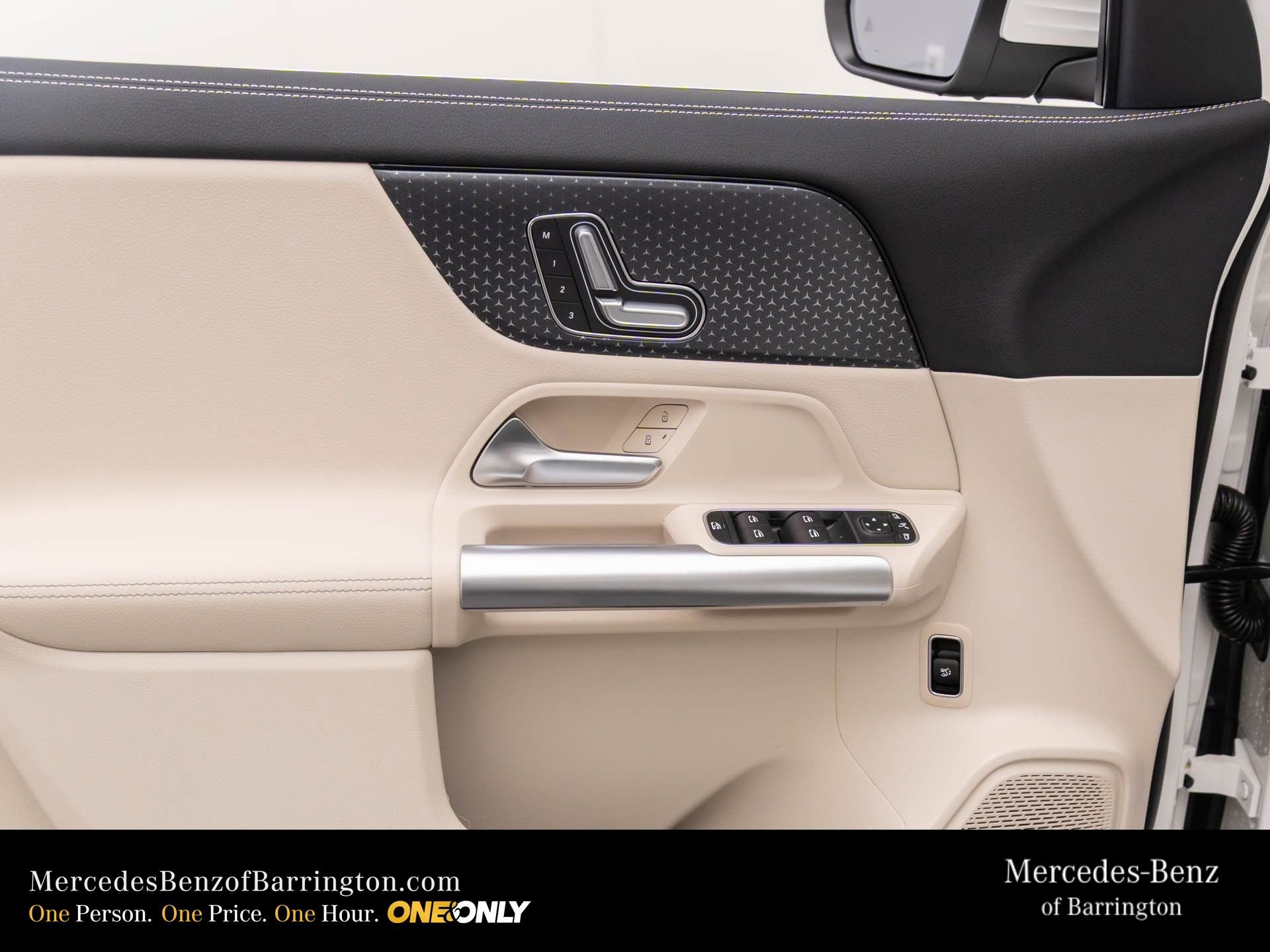 New 2025 Mercedes-Benz GLA 250 4MATIC image 15