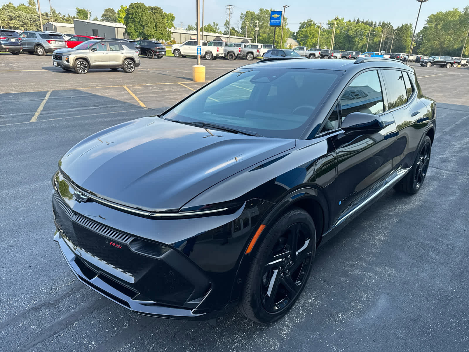 Used 2024 Chevrolet Equinox EV RS image 11