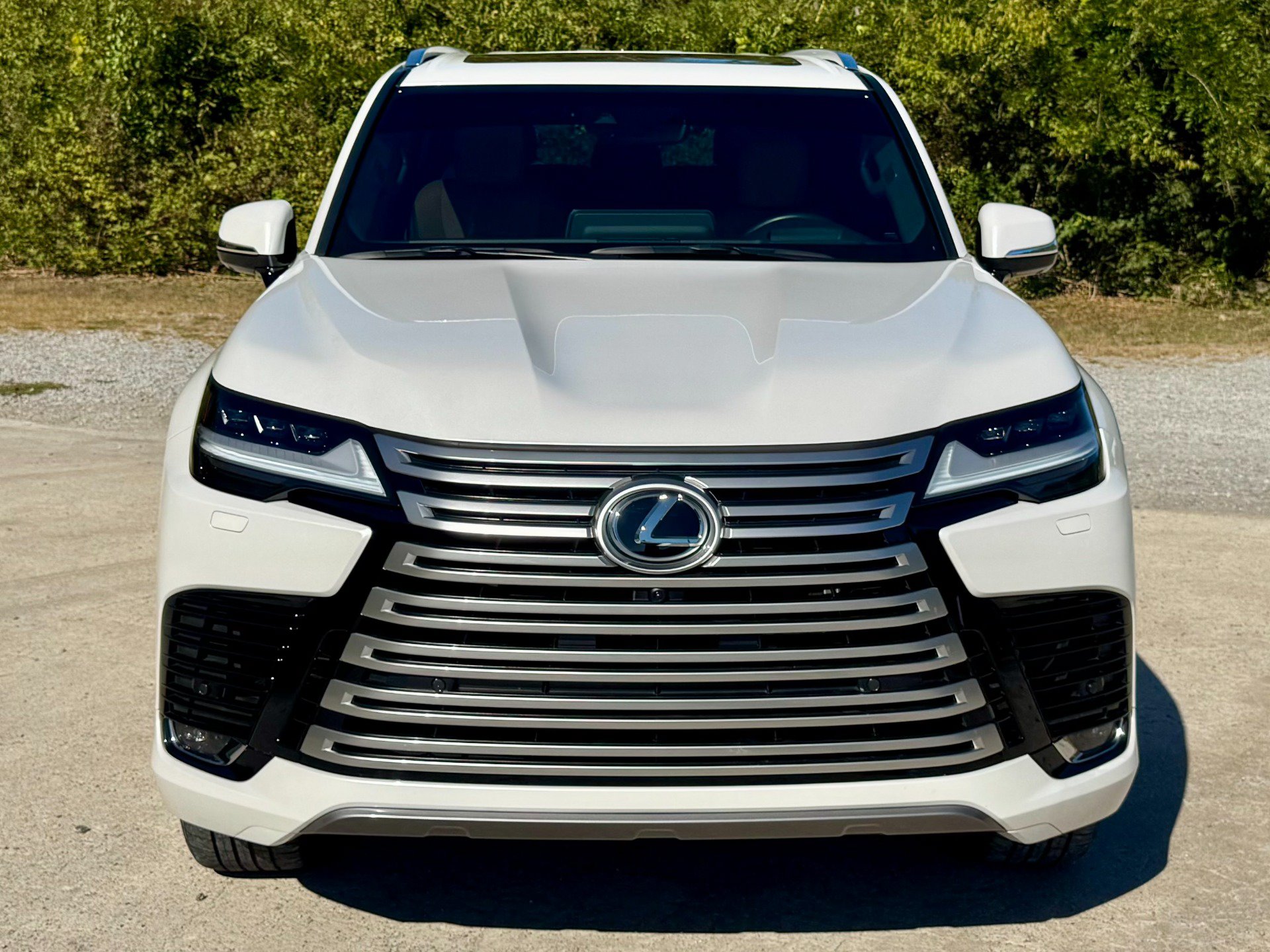 Used 2024 Lexus LX 600 4WD w/ Luxury Package image 5