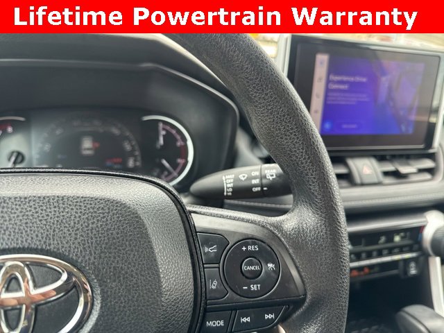 Used 2024 Toyota RAV4 LE image 22