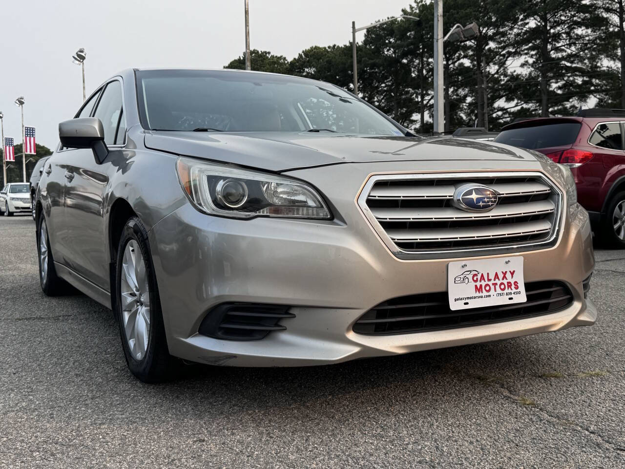 Used 2017 Subaru Legacy 2.5i Premium AWD/4WD image 2