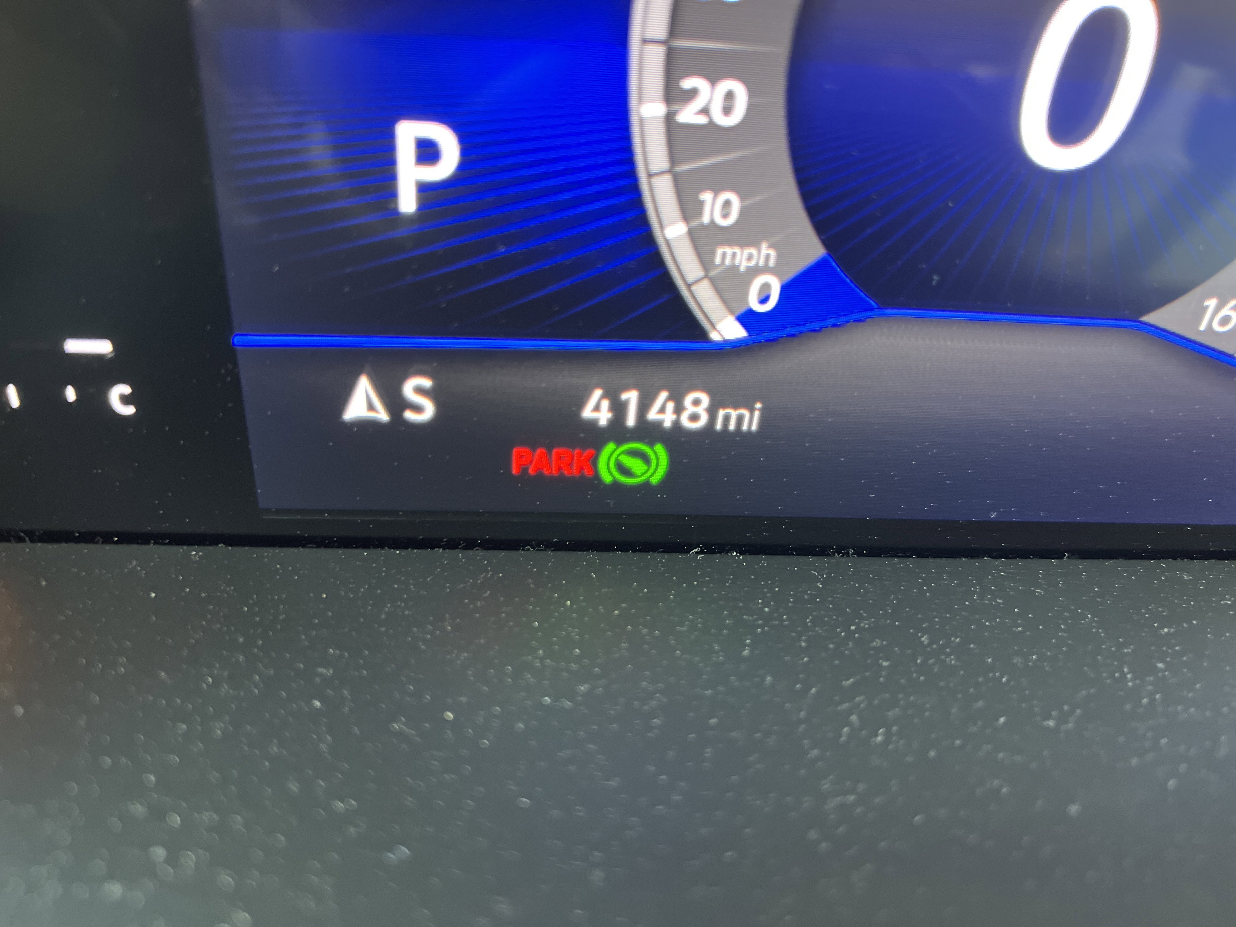 Used 2025 Volkswagen Jetta SE w/ Sunroof Package FWD image 19