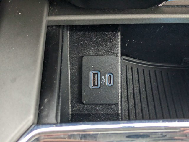 Used 2021 Ford Expedition XLT RWD image 29