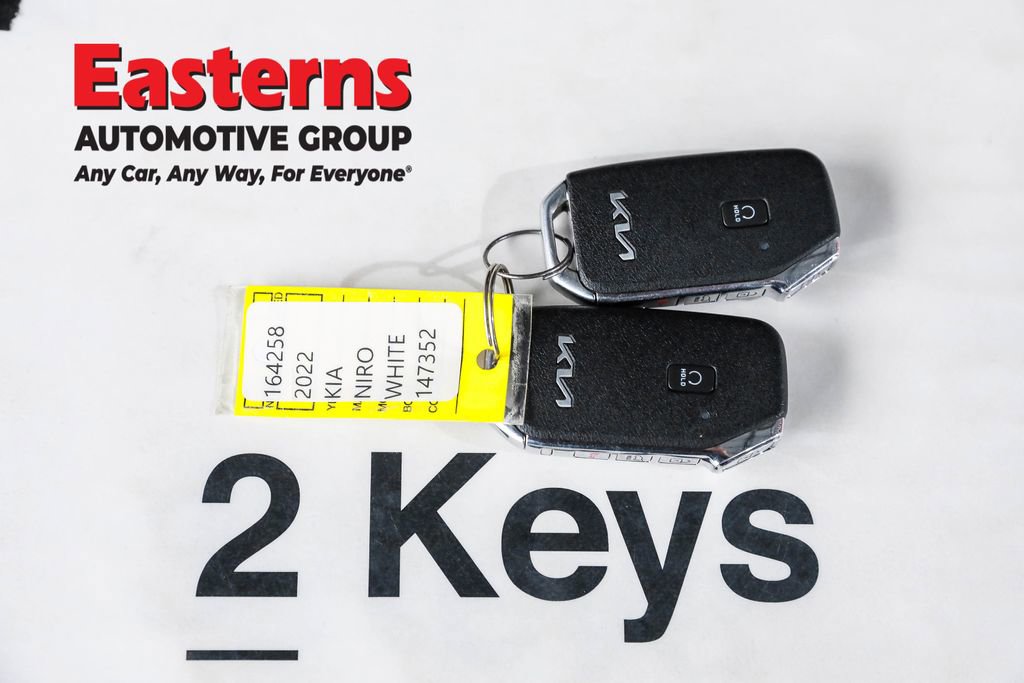 Used 2022 Kia Niro EX w/ Cold Weather Package image 24