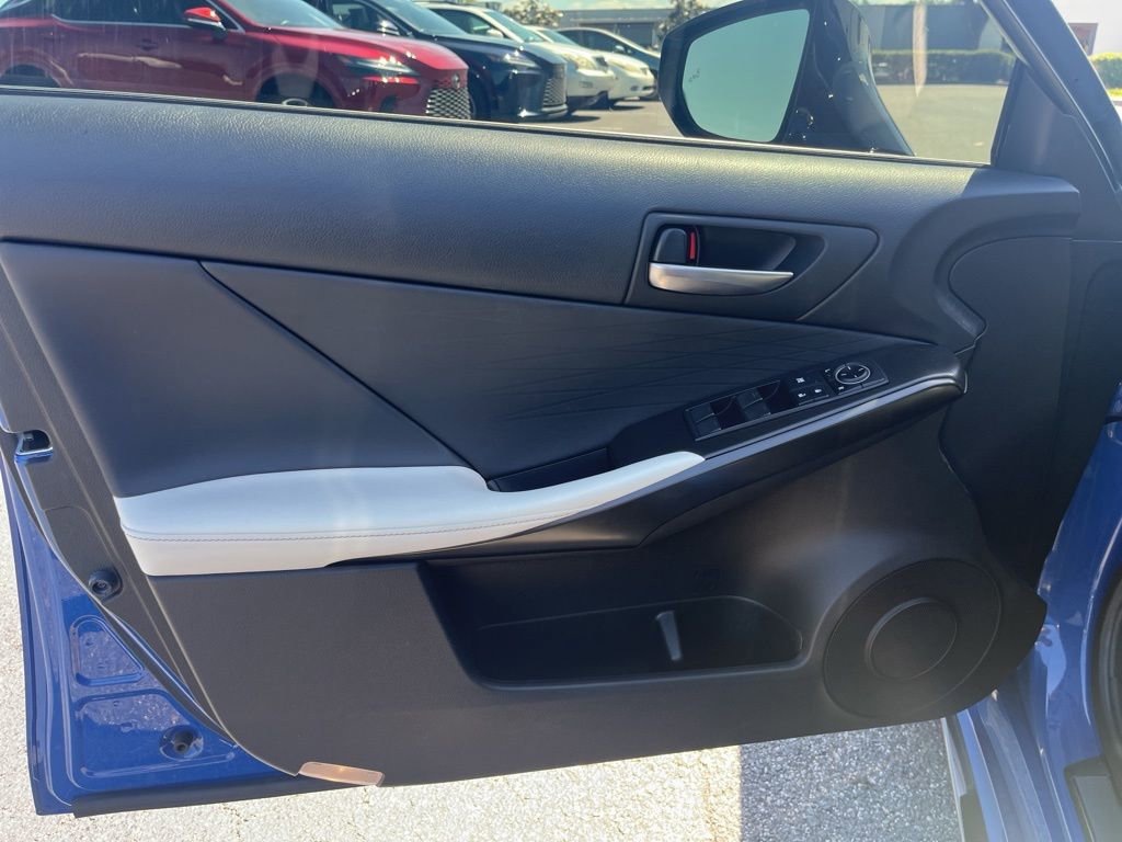 Used 2021 Lexus IS 350 F Sport image 14