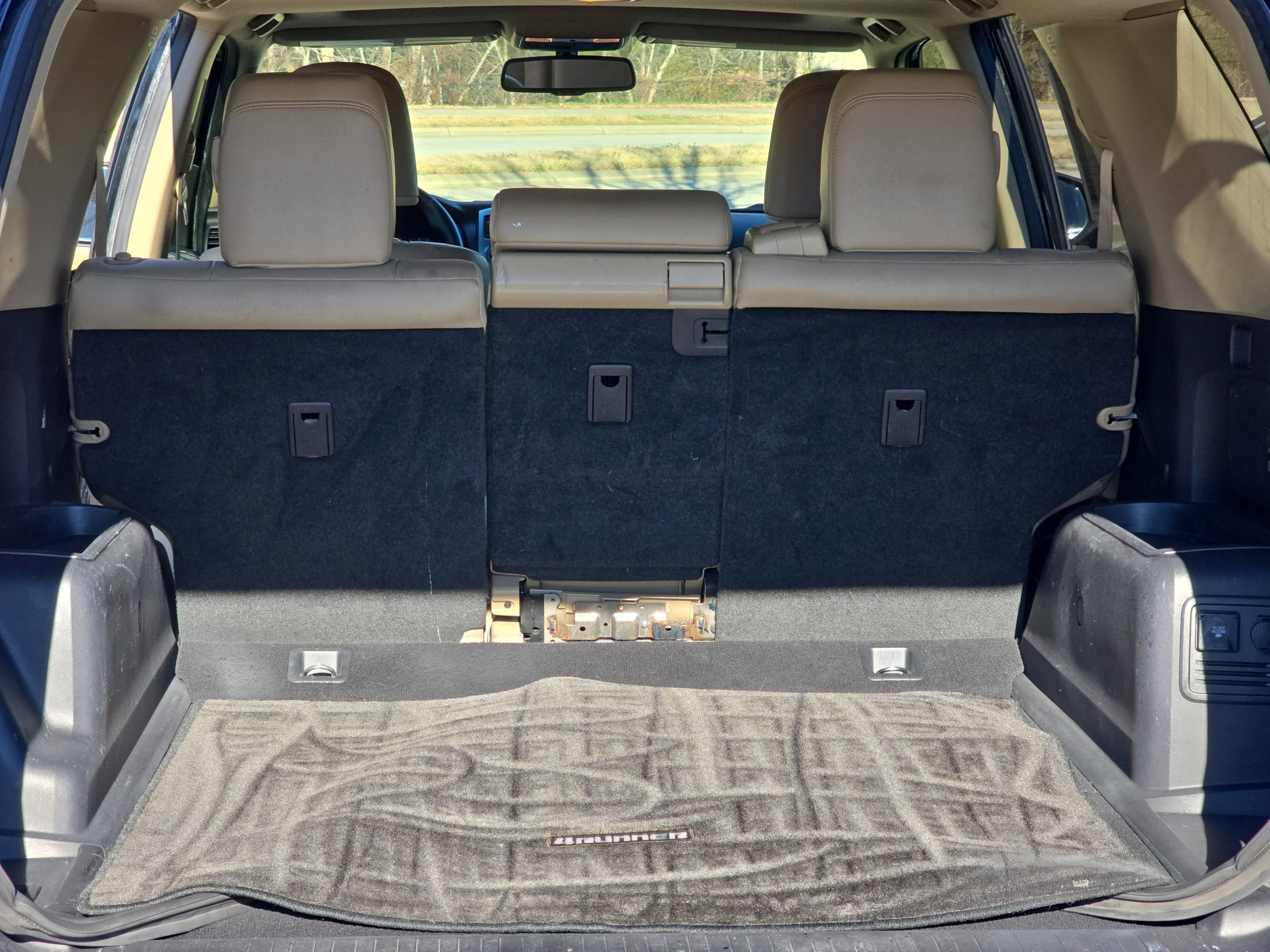 Used 2014 Toyota 4Runner Limited image 12