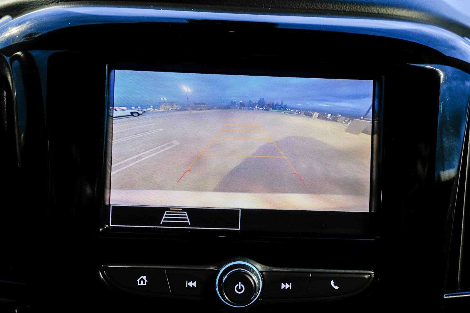 Used 2023 Chevrolet Traverse LT FWD image 26