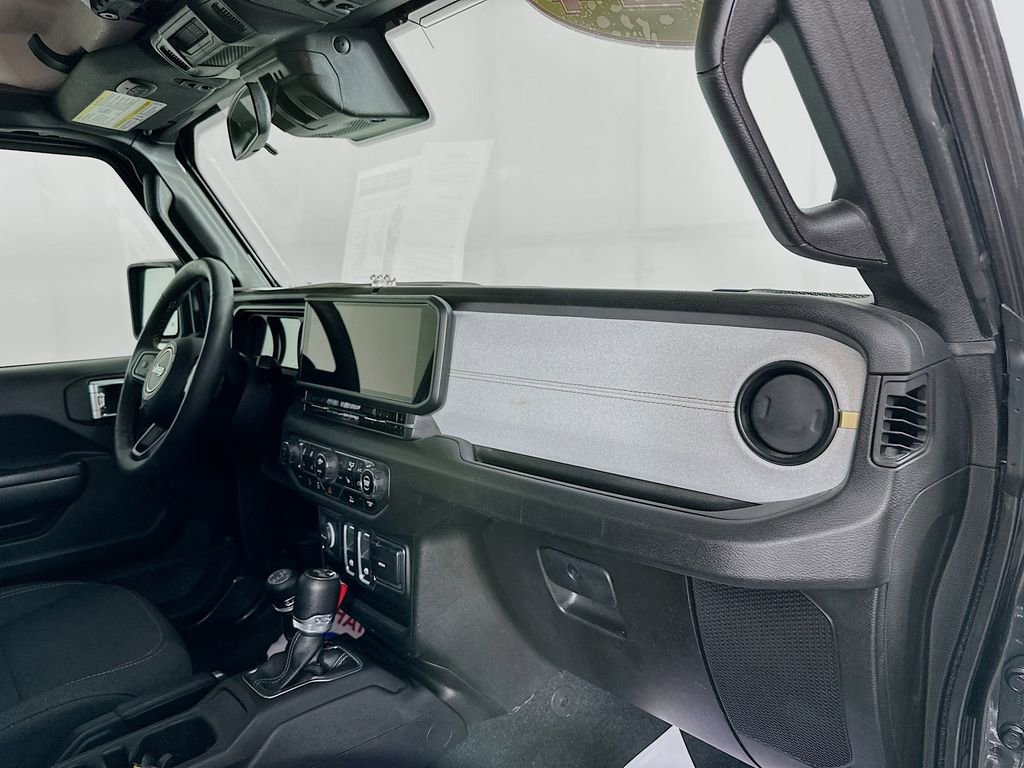 Certified 2024 Jeep Wrangler Sport S image 40