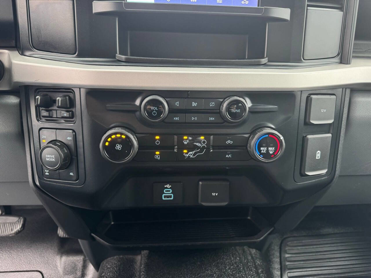 Used 2024 Ford F350 XL w/ FX4 Off-Road Package image 24