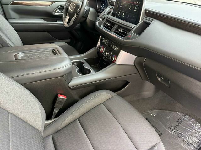 Used 2022 GMC Yukon XL SLE image 21