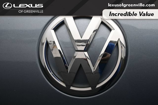 Used 2019 Volkswagen Beetle 2.0T Final Edition SEL FWD image 27