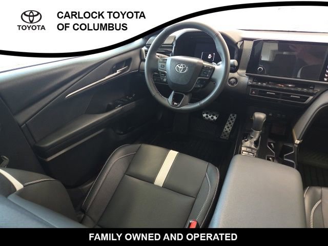 Used 2026 Toyota Camry Hybrid w/ Convenience Package FWD image 17