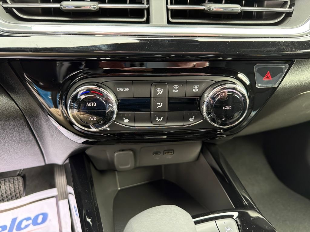 New 2025 Chevrolet Trax RS w/ Driver Confidence Package image 18