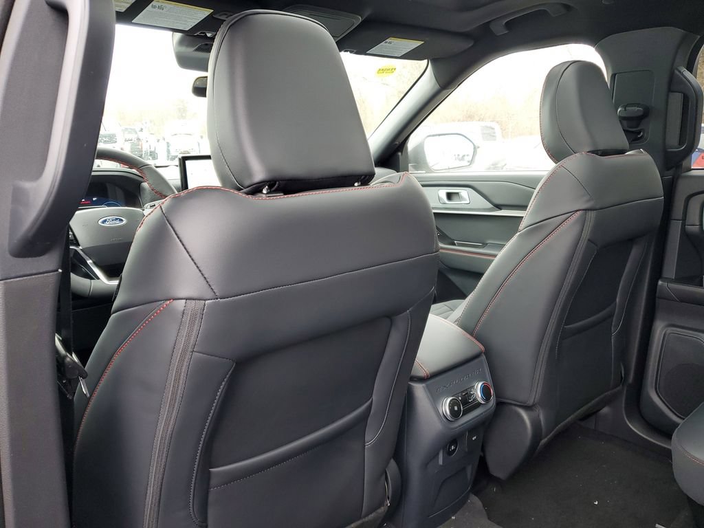 New 2026 Ford Explorer ST-Line AWD/4WD image 31
