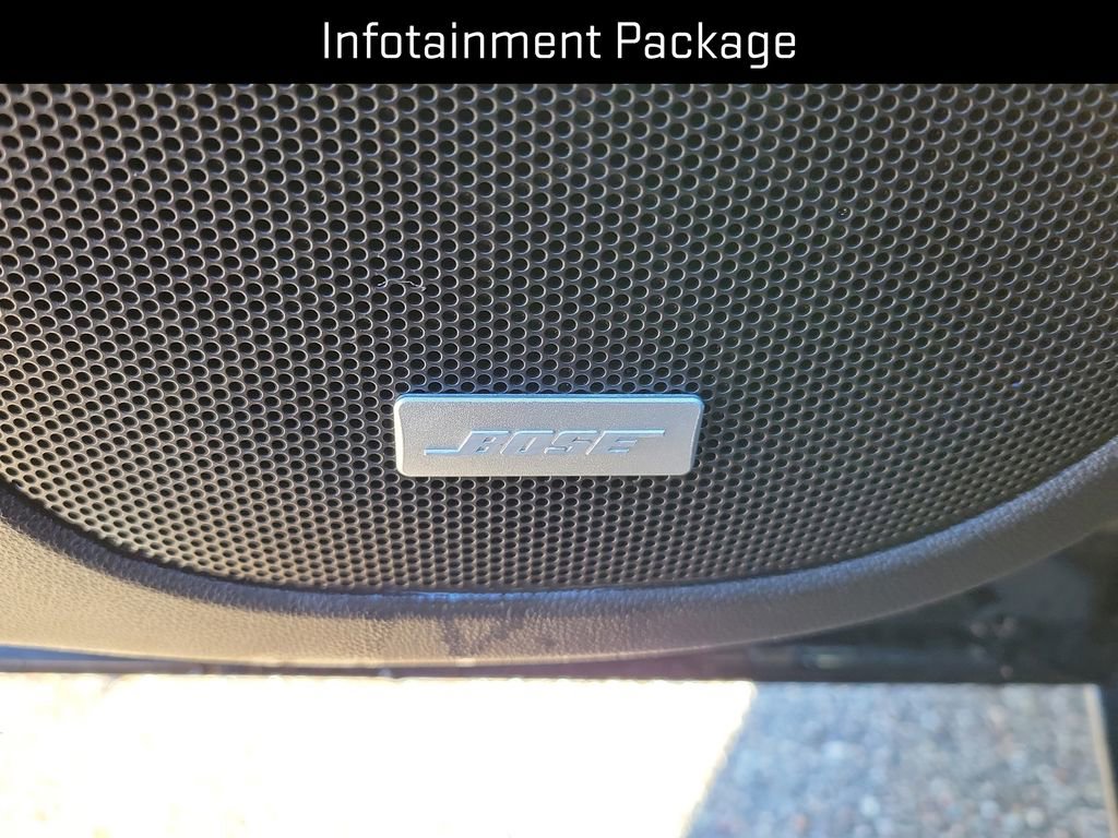 Certified 2023 GMC Acadia SLE w/ Infotainment Package image 14