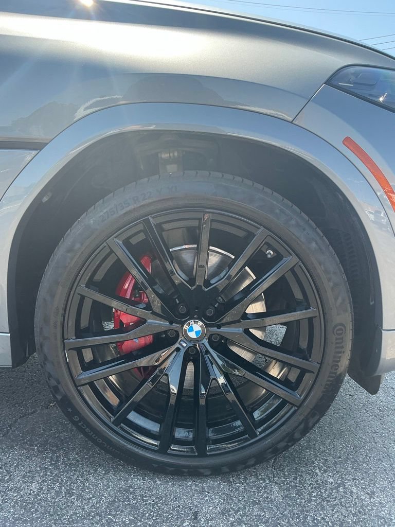 Used 2024 BMW X6 xDrive40i w/ M Sport Professional Package AWD/4WD image 13