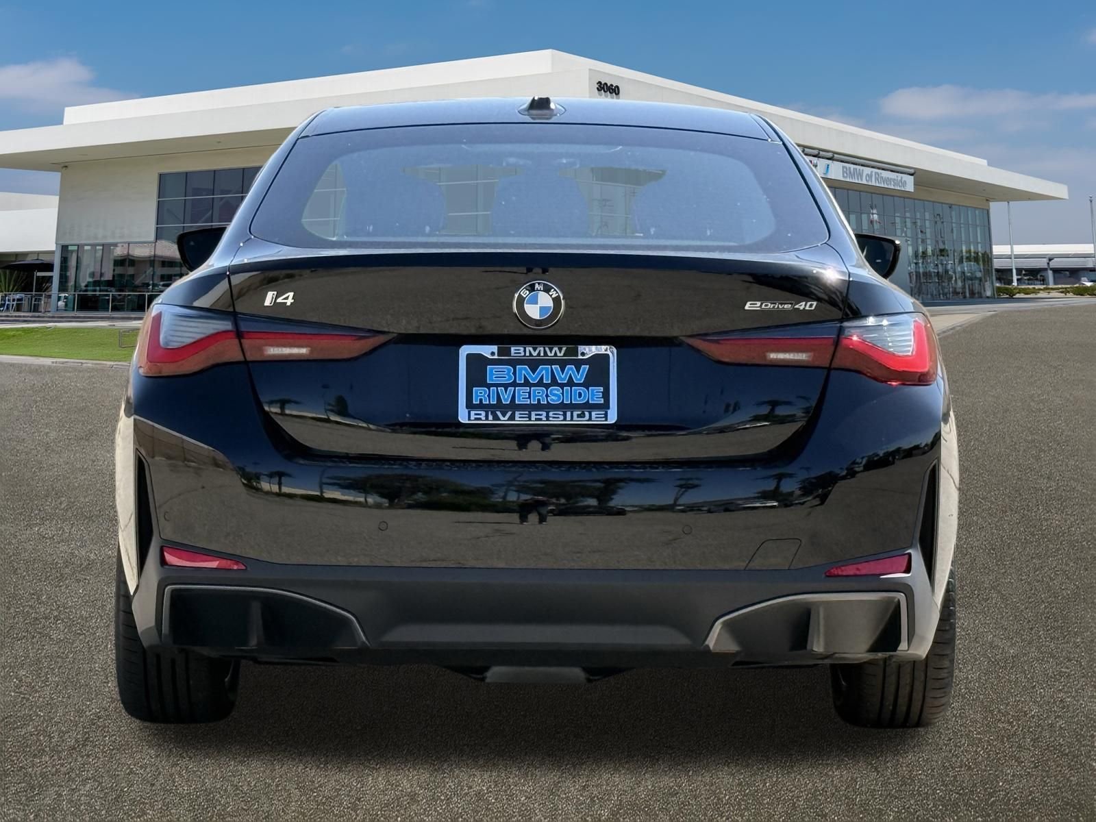 New 2026 BMW i4 eDrive40 RWD image 9