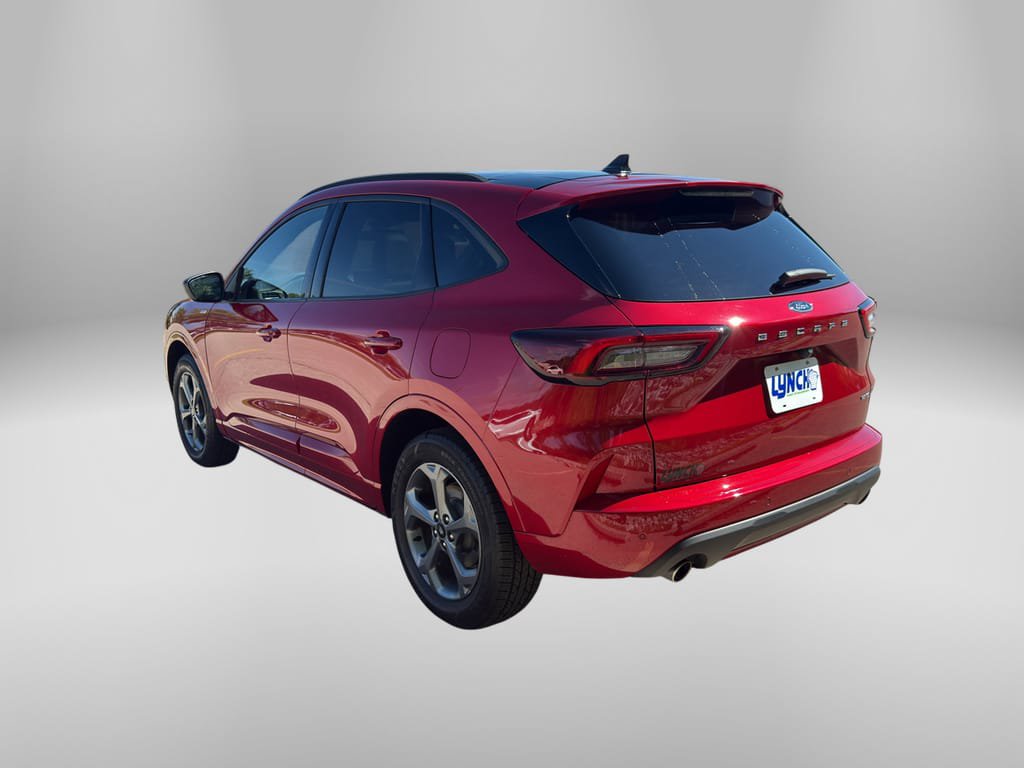 Used 2024 Ford Escape ST-Line w/ Tech Pack #1 AWD/4WD image 8