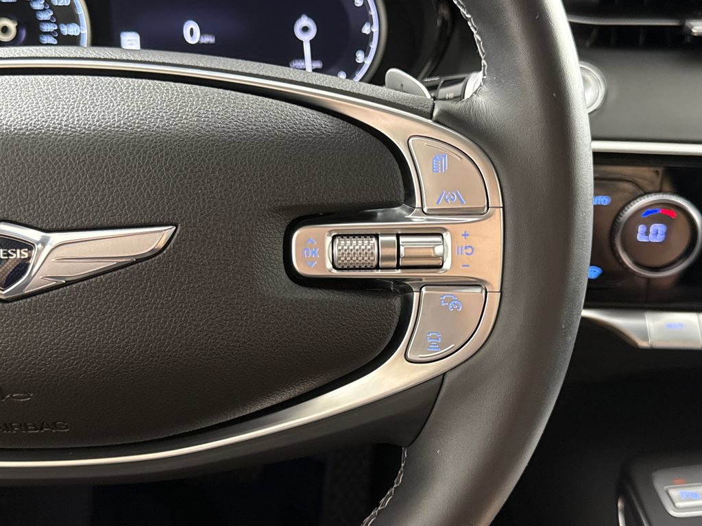 Used 2025 Genesis GV70 2.5T w/ Select Package AWD/4WD image 19