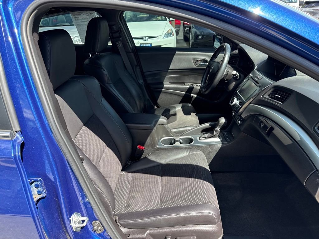 Used 2018 Acura ILX FWD image 18