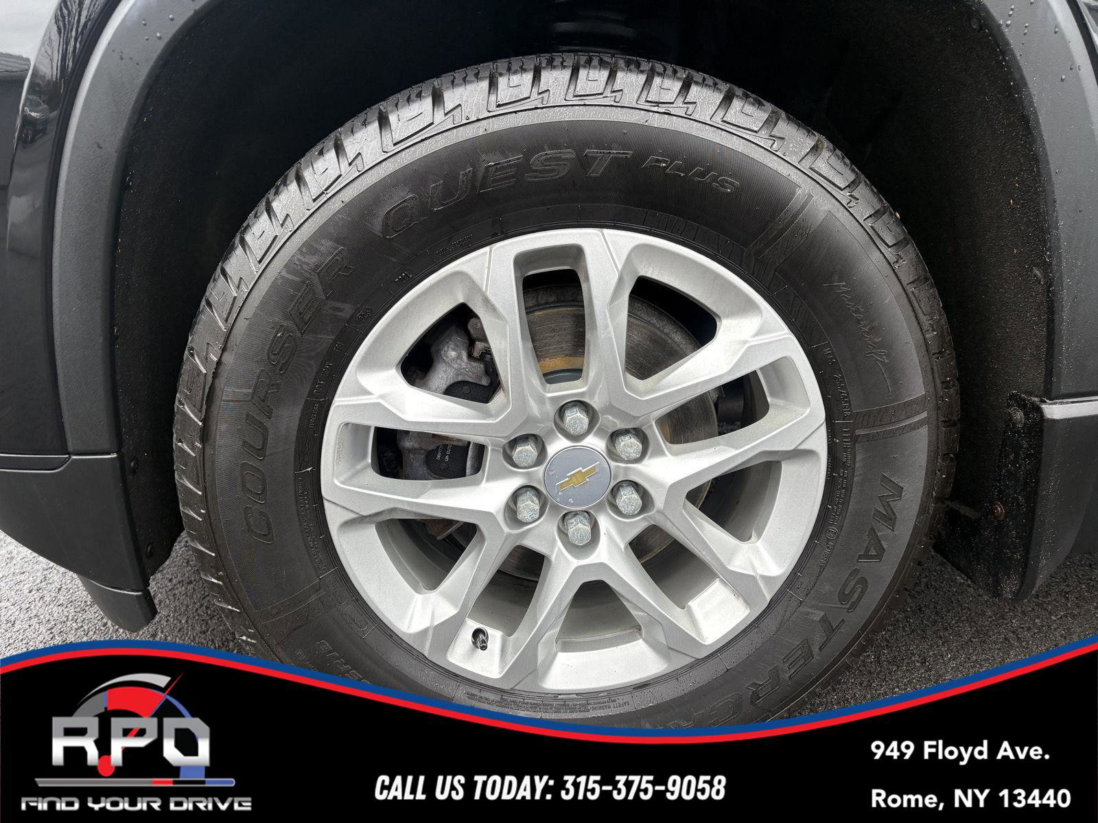 Used 2021 Chevrolet Traverse LS w/ LPO, Floor Liner Package image 9