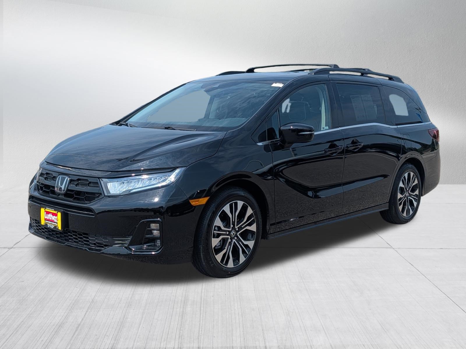 Used 2026 Honda Odyssey Elite image 3