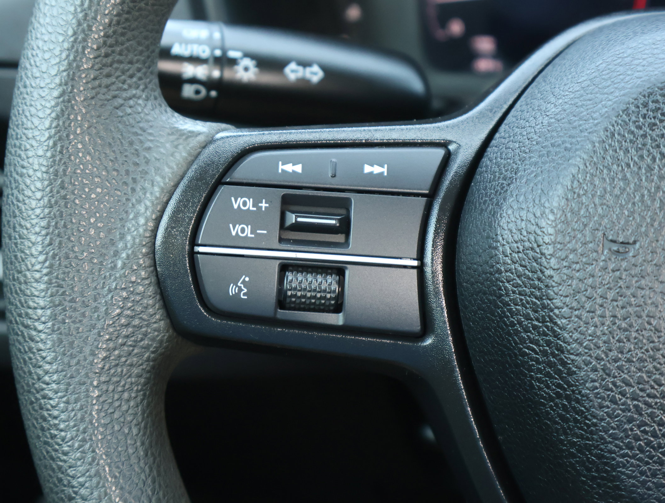 Used 2024 Honda Accord EX image 13