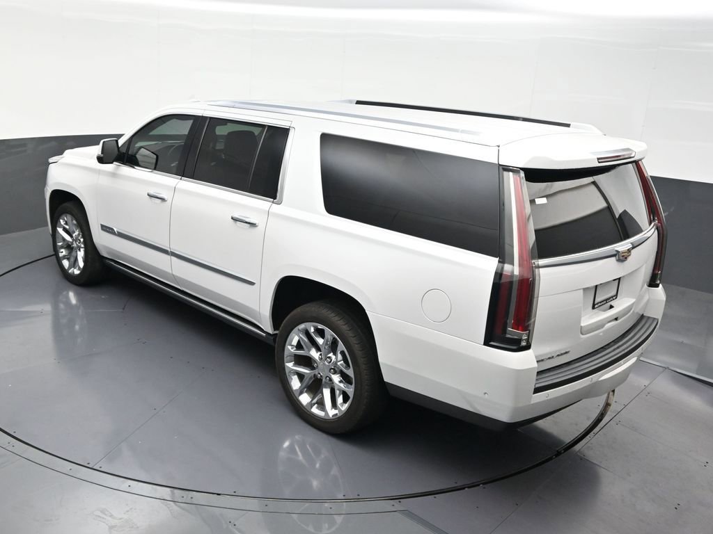 Used 2020 Cadillac Escalade ESV Premium Luxury RWD image 18