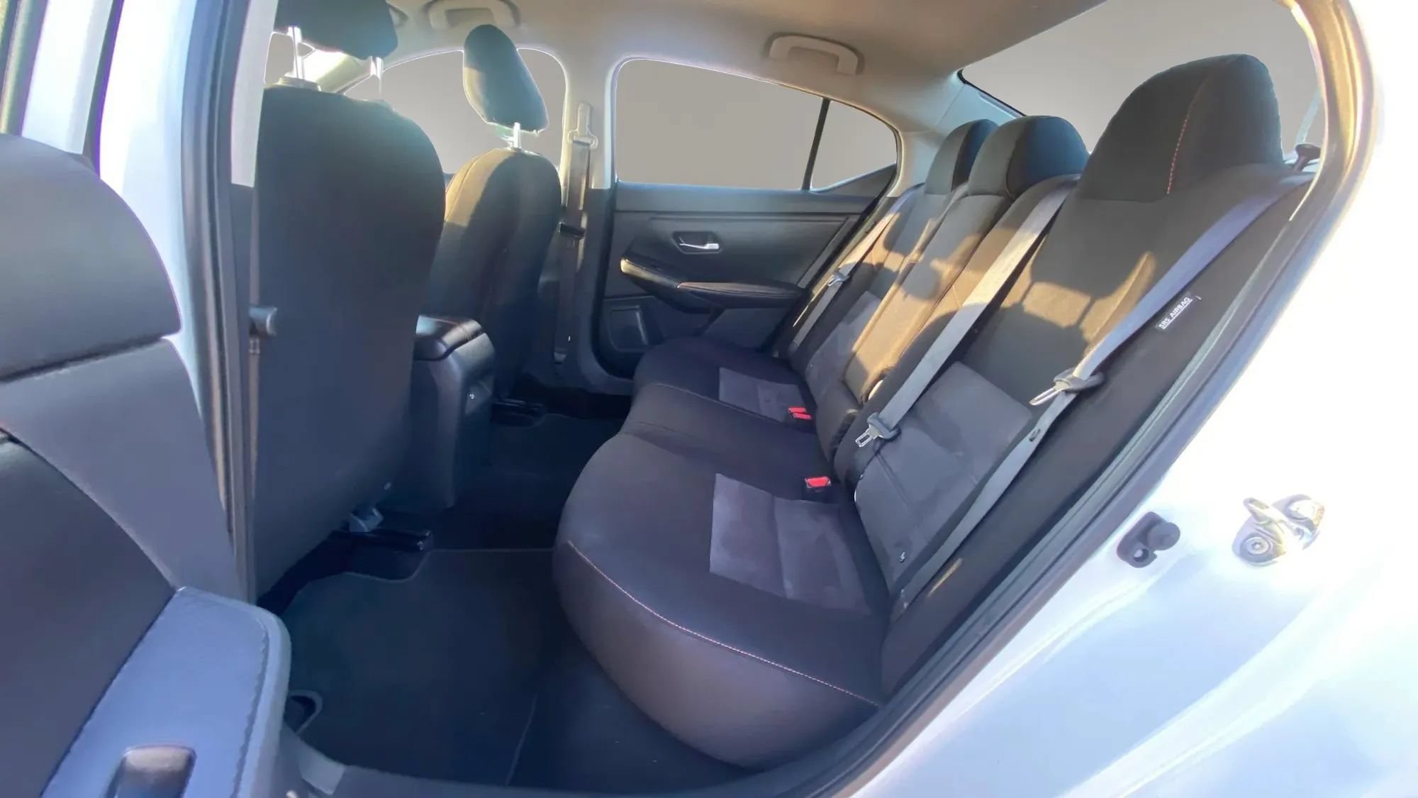 Used 2024 Nissan Sentra SR FWD image 15