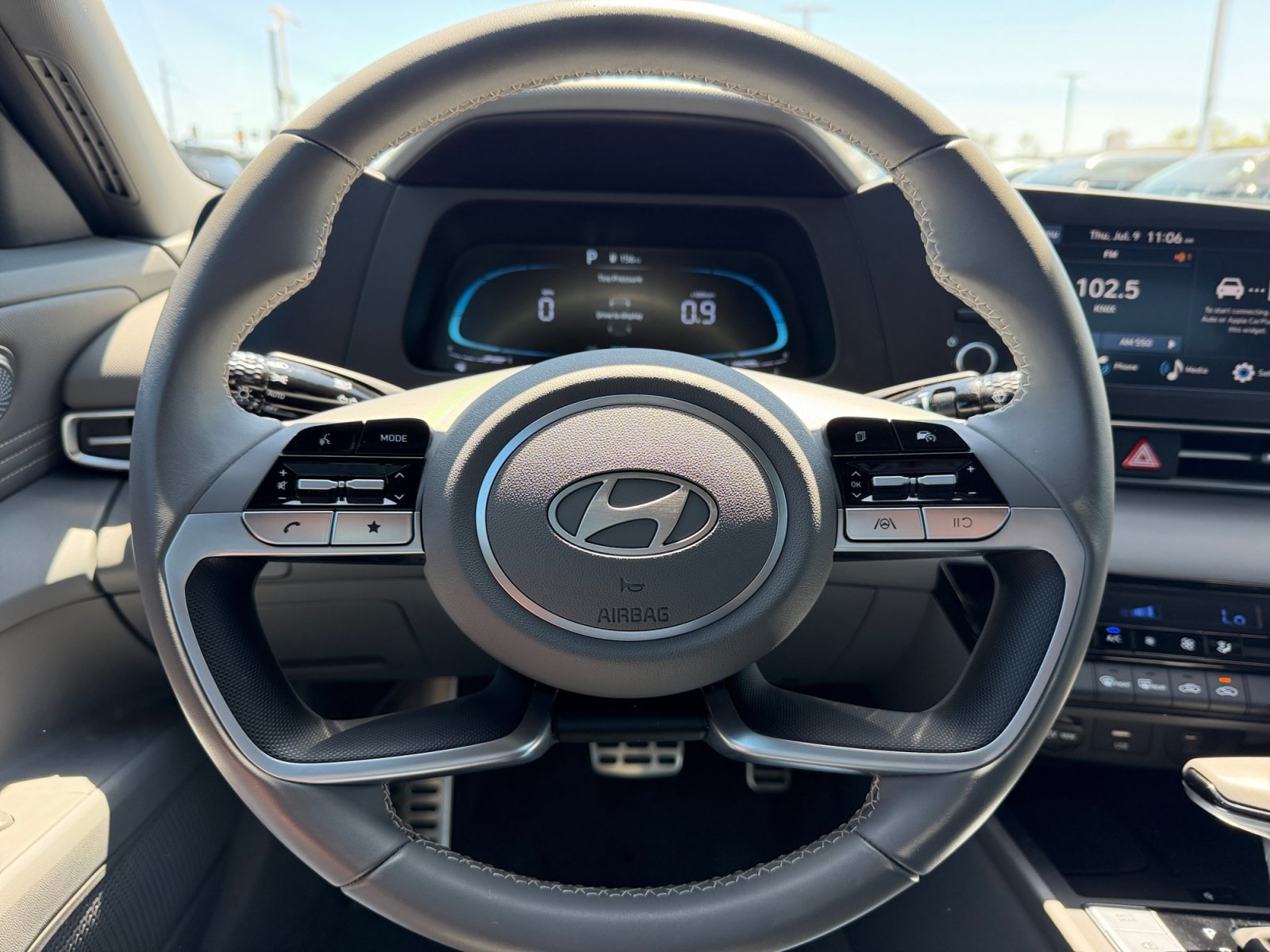 Certified 2025 Hyundai Elantra Sport FWD image 10