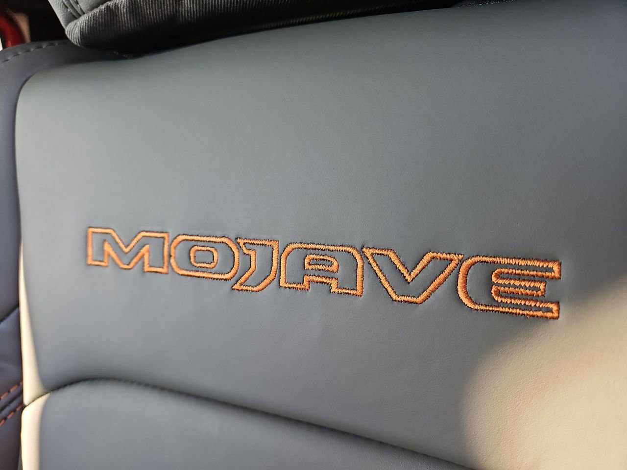 New 2026 Jeep Gladiator Mojave image 30