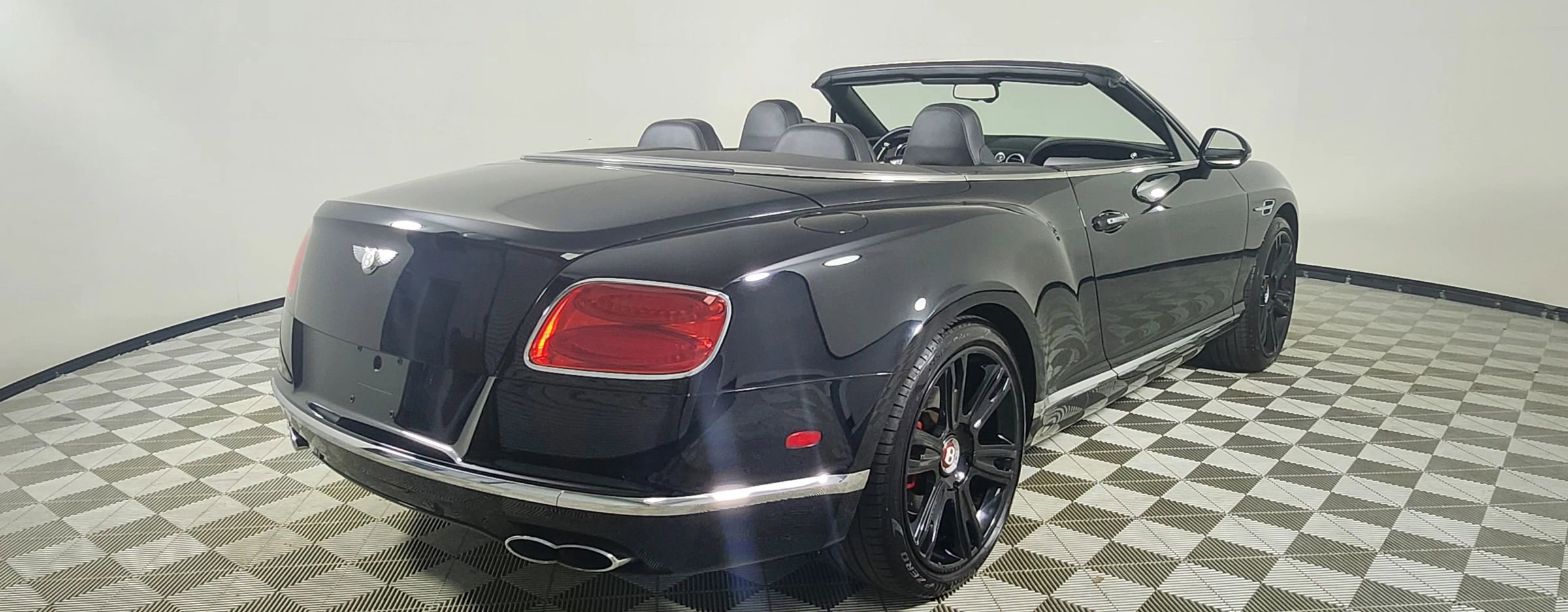 Used 2016 Bentley Continental GT image 15