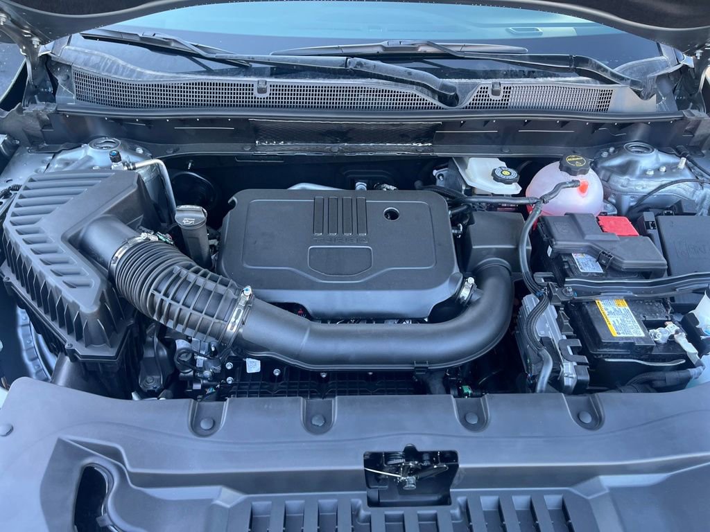 New 2025 Chevrolet Blazer LT w/ Midnight/Sport Edition image 22