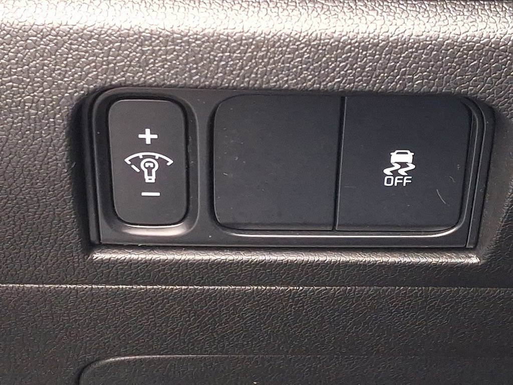 Used 2024 Kia Sorento S image 28