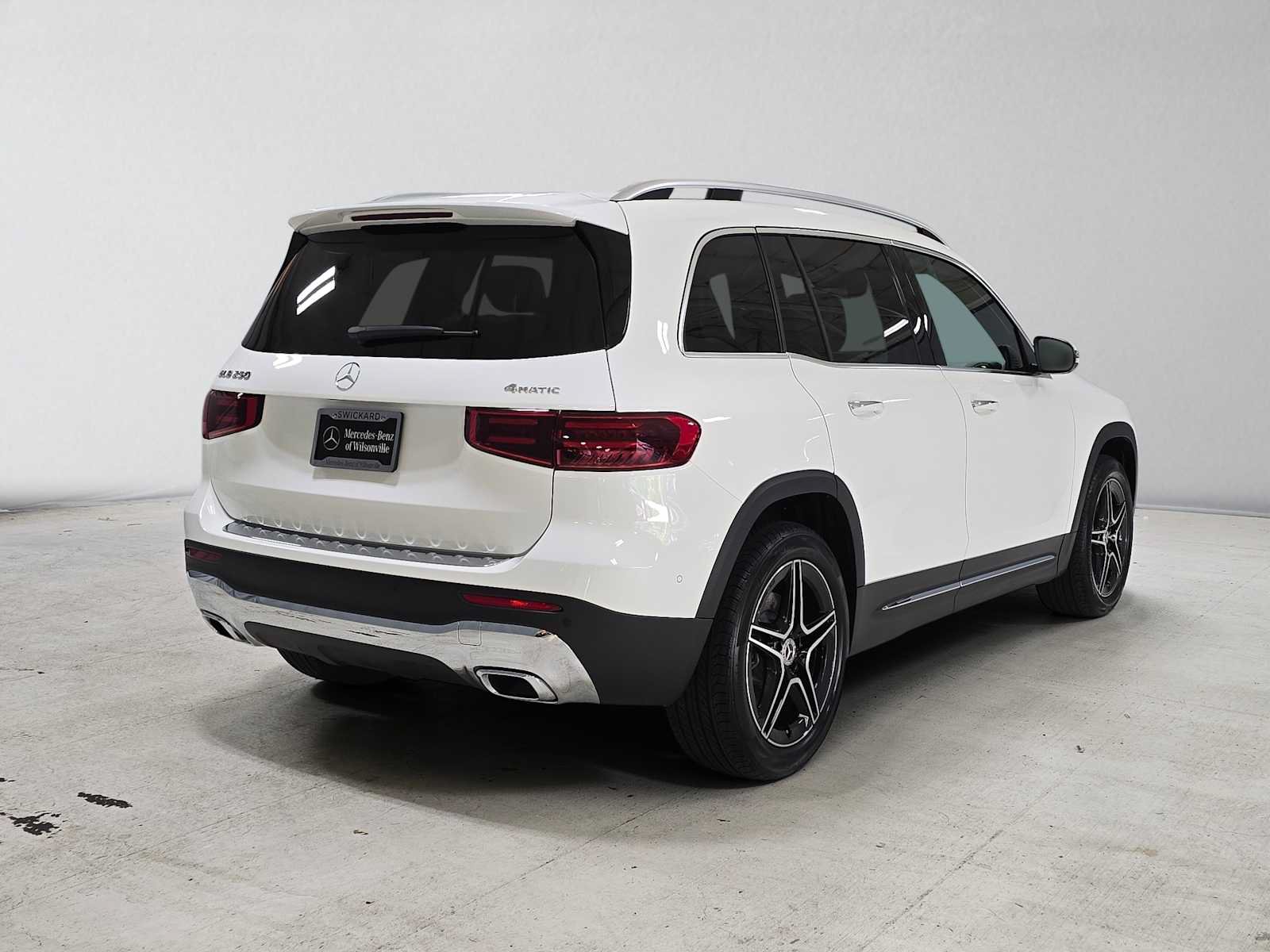 Certified 2026 Mercedes-Benz GLB 250 4MATIC image 3