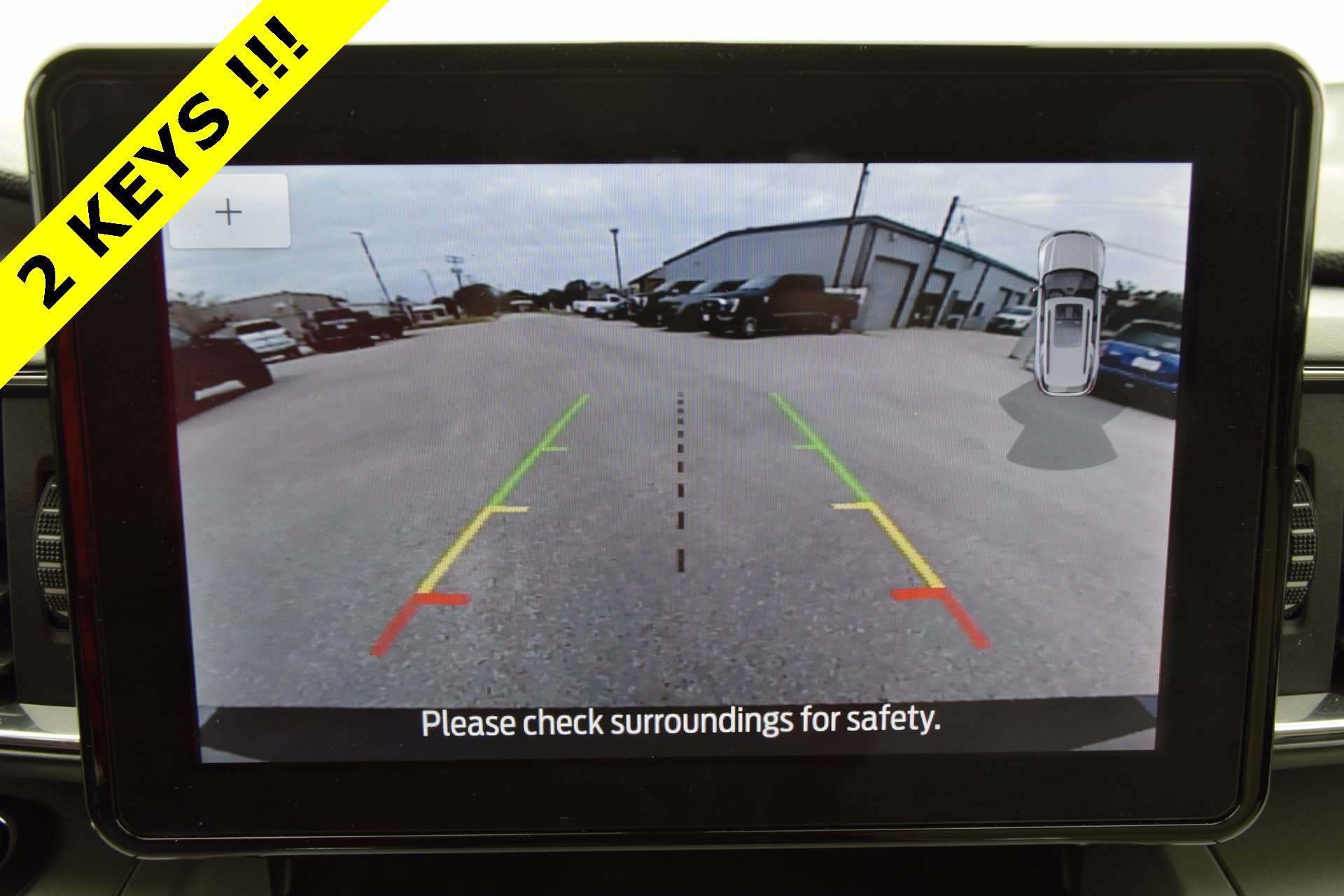 Used 2023 Ford Explorer XLT w/ Equipment Group 202A image 5