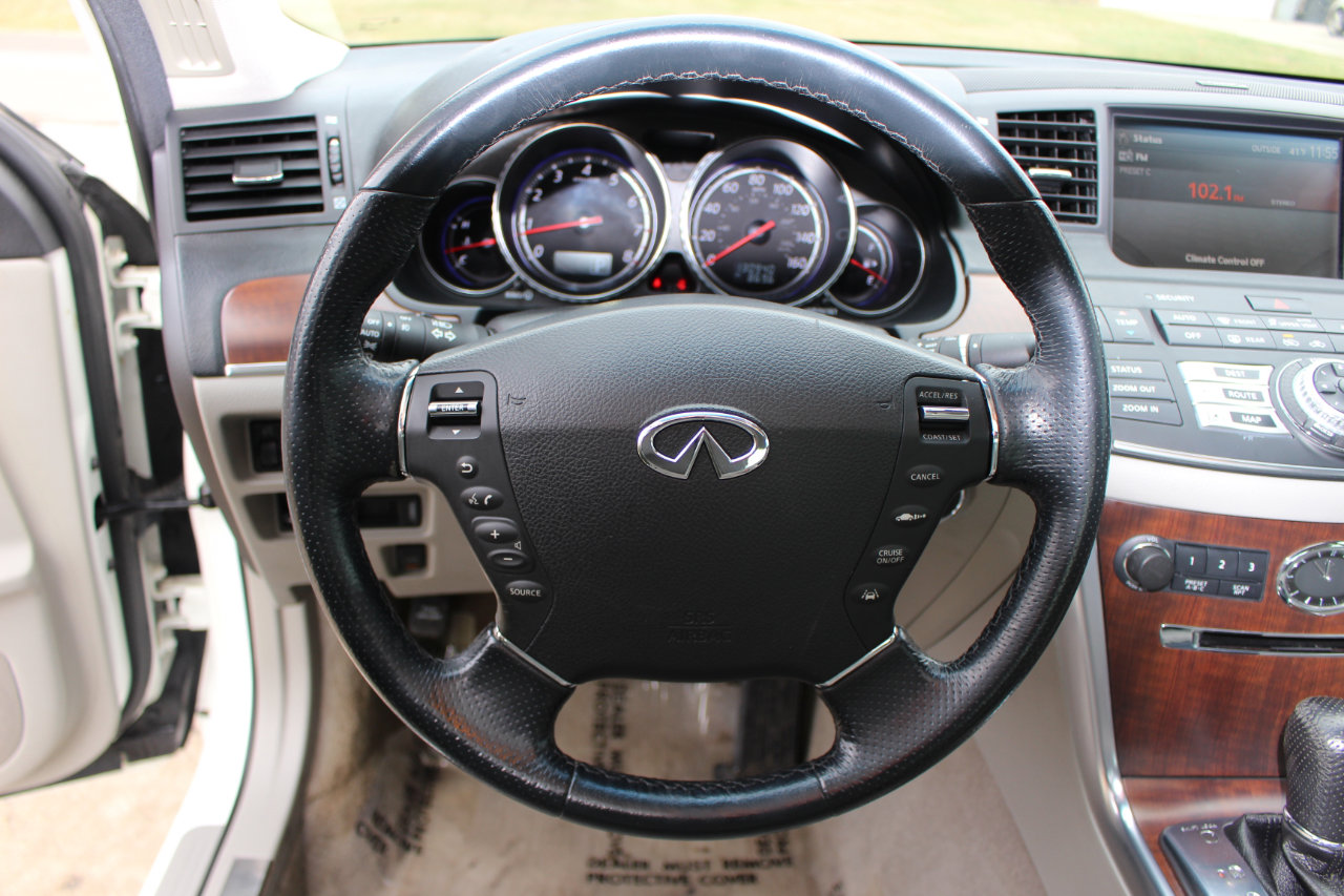 Used 2008 INFINITI M35 x w/ Technology Pkg image 22