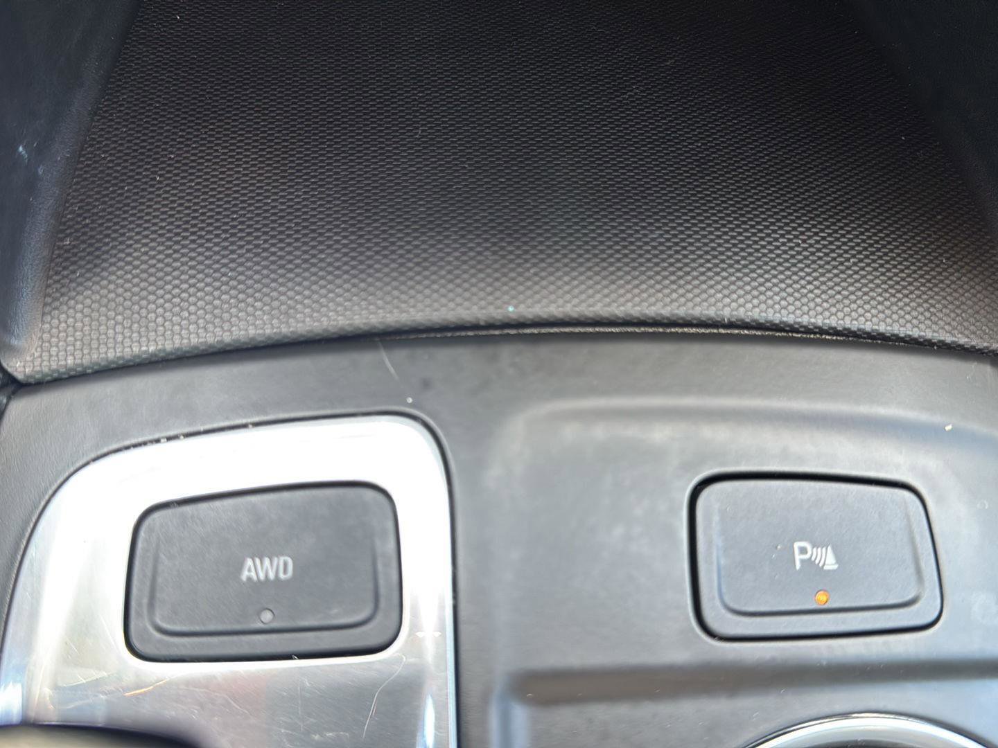 Used 2022 Chevrolet Equinox LT AWD/4WD image 14