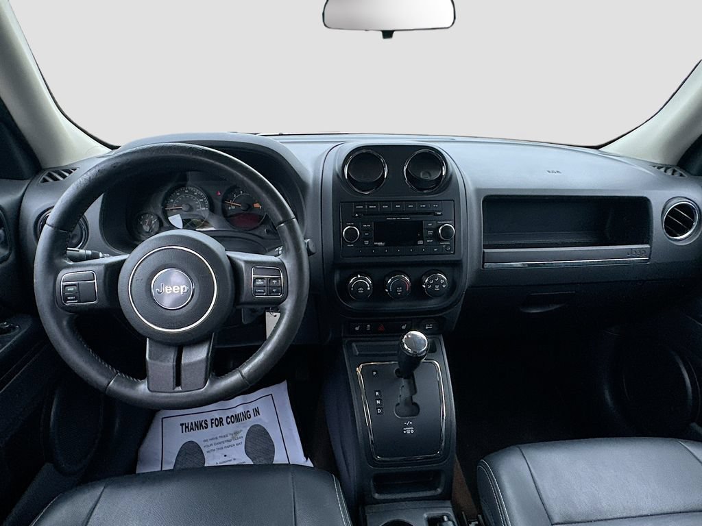 Used 2015 Jeep Patriot High Altitude FWD image 23