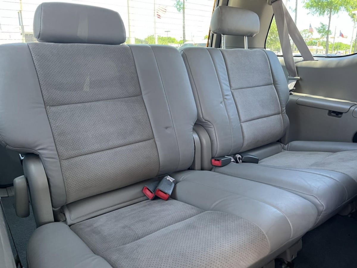 Used 2002 Toyota Sequoia SR5 RWD image 27