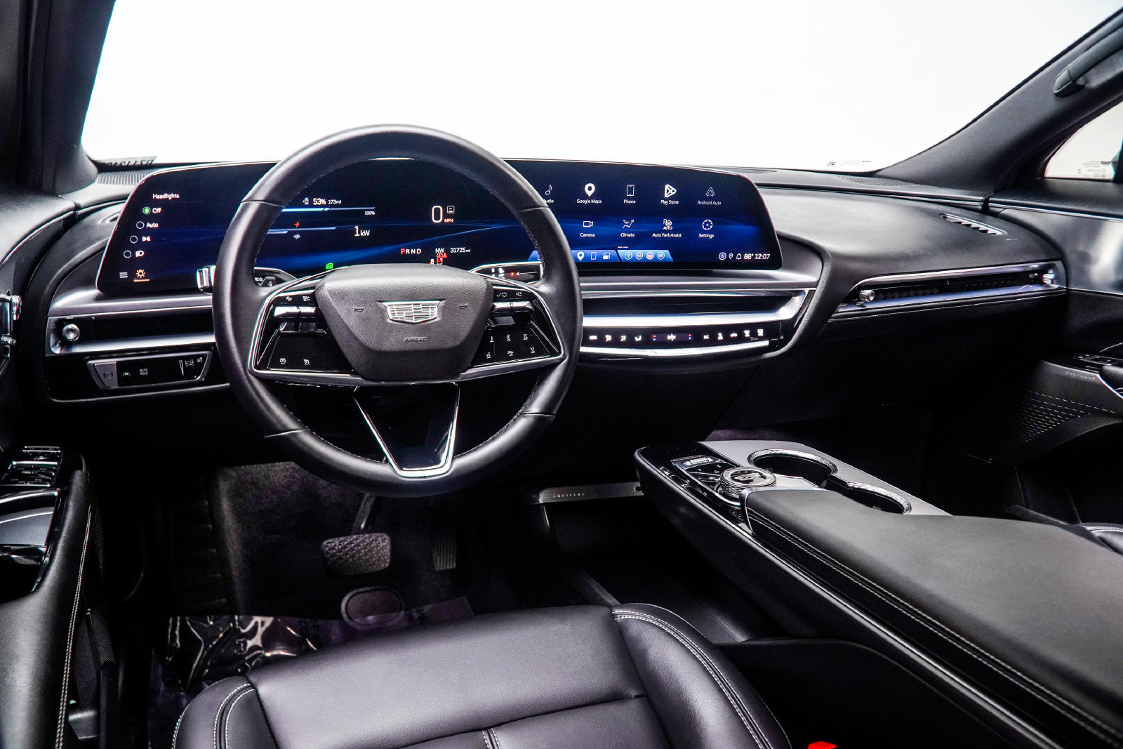 Used 2024 Cadillac Lyriq Tech w/ Driver Assist Package RWD image 17