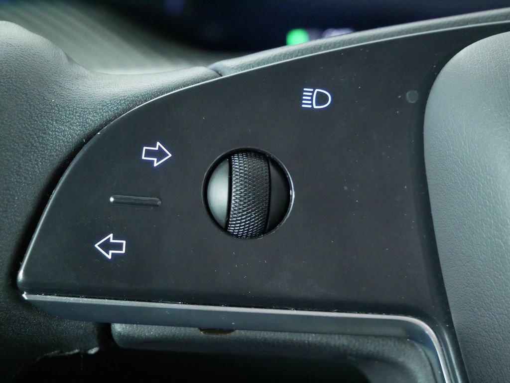 Used 2023 Tesla Model X Plaid image 22