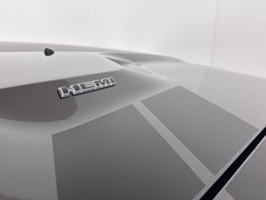 Used 2014 Dodge Challenger R/T image 24