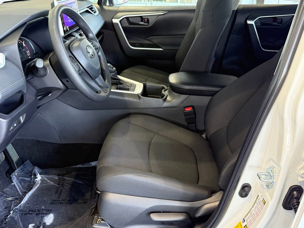 New 2025 Toyota RAV4 LE image 17