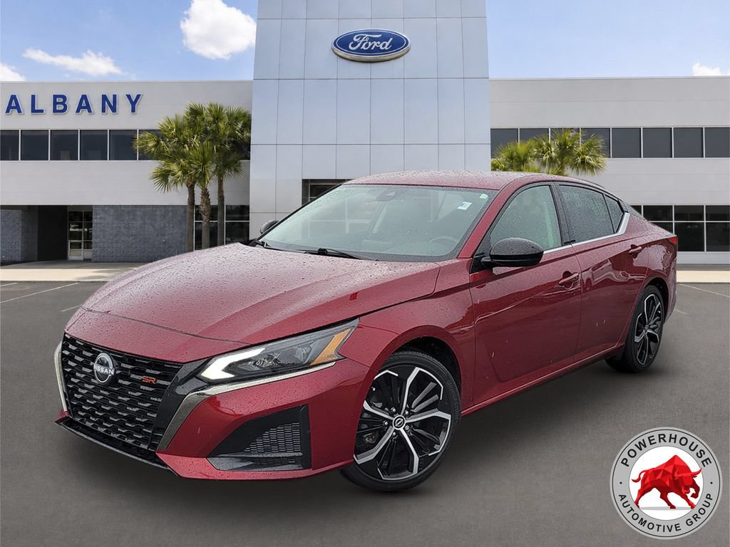 Used 2024 Nissan Altima 2.5 SR